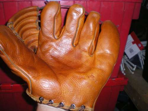 Spalding Import Front - Canada